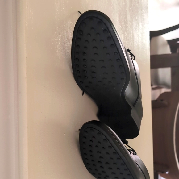 Tod's Lace Up Leather Shoes - Picture 4 of 5